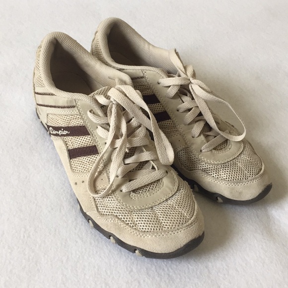 tan champion shoes